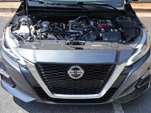 Used 2022 Nissan Altima 2.5 SV FWD image 7