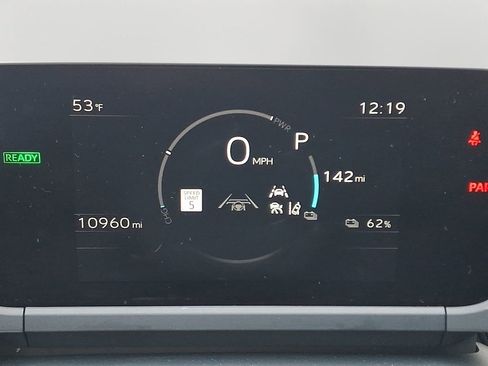 Used 2024 Toyota bZ4X XLE w/ Weather Package image 22