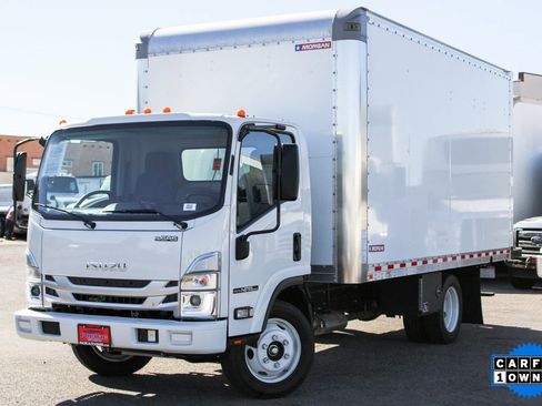 Used 2024 Isuzu NPR HD image 4