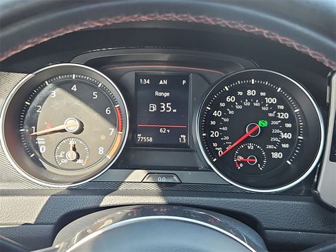 Used 2017 Volkswagen GTI Sport image 21