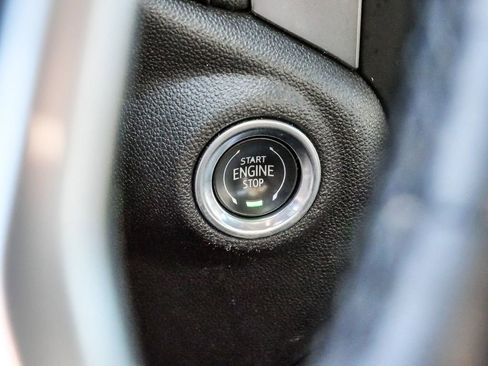 Used 2020 Chevrolet Silverado 1500 RST image 30