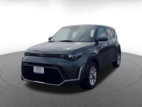Used 2025 Kia Soul LX w/ LX Technology Package FWD image 7