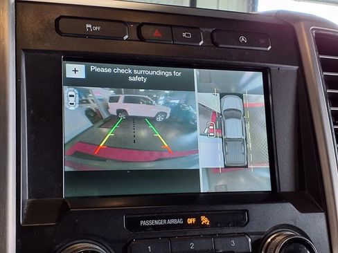 Used 2018 Ford F150 Platinum w/ Equipment Group 701A Luxury image 22