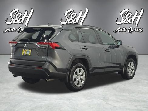 Used 2019 Toyota RAV4 LE w/ All Weather Liner Package AWD/4WD image 16