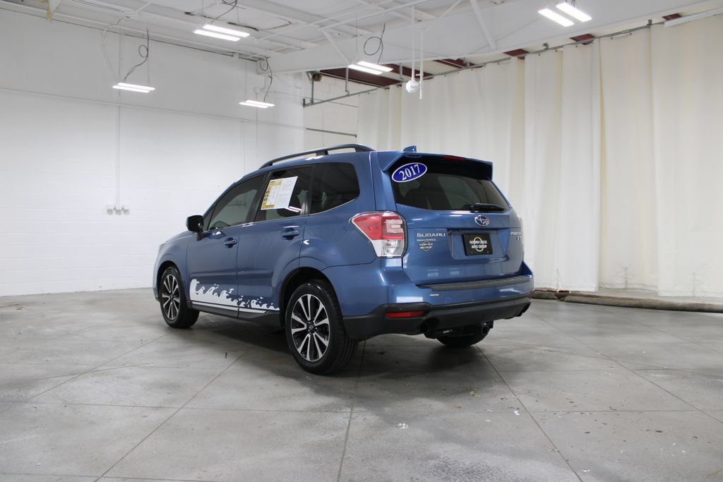 Used 2017 Subaru Forester 2.0XT Touring AWD/4WD image 7