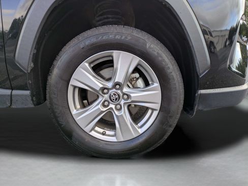 Used 2024 Toyota RAV4 XLE FWD image 29