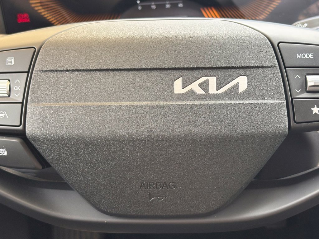 New 2026 Kia K4 FWD image 22