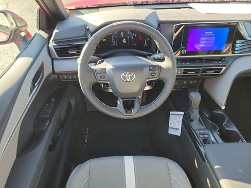 New 2026 Toyota Camry SE image 15