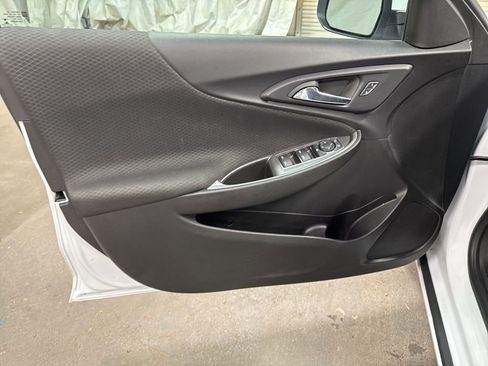 Used 2023 Chevrolet Malibu LT image 22