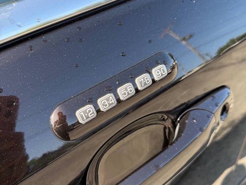 Used 2013 Ford Edge Limited FWD image 18