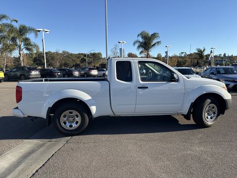 Used 2021 Nissan Frontier S image 6