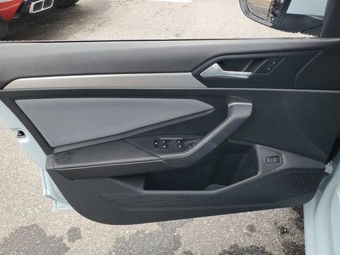 New 2026 Volkswagen Jetta SE FWD image 12