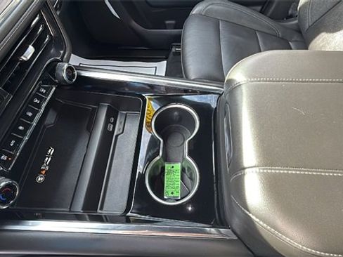 Certified 2025 Chevrolet Tahoe LT image 19