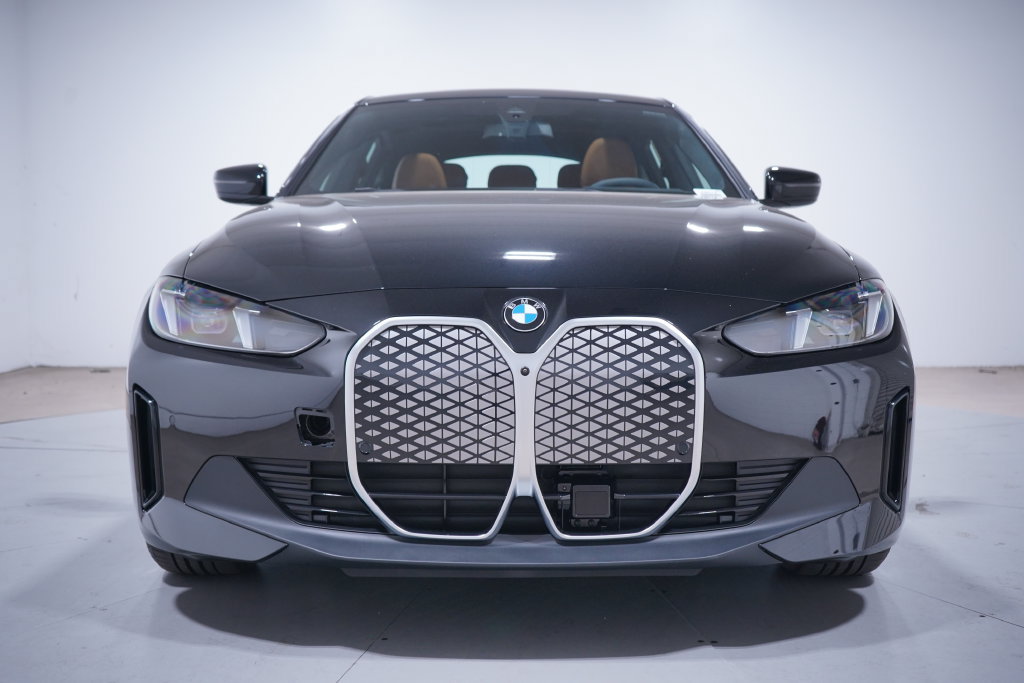 New 2026 BMW i4 xDrive40i w/ Premium Package AWD/4WD image 4