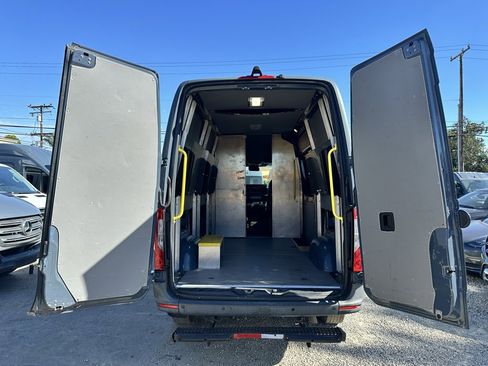 Used 2019 Mercedes-Benz Sprinter 144 Cargo image 6