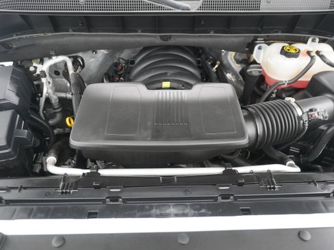 Used 2023 Chevrolet Silverado 1500 LT AWD/4WD image 27