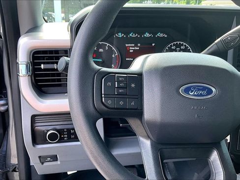 Used 2023 Ford F450 XL RWD image 11