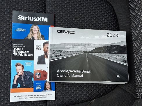 Certified 2023 GMC Acadia SLE w/ Driver Convenience Package image 28