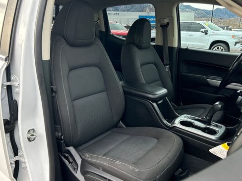 Used 2019 Chevrolet Colorado LT w/ LT Convenience Package image 16