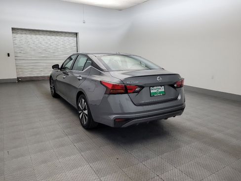 Used 2021 Nissan Altima 2.5 SV FWD image 5