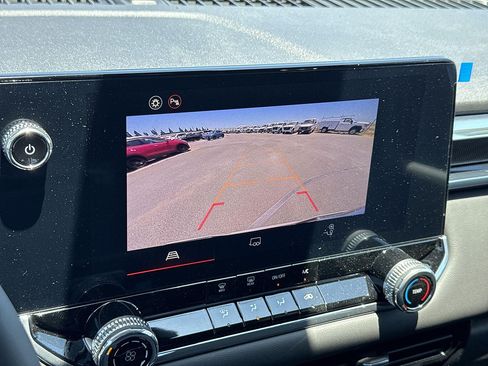 New 2026 GMC Canyon Elevation w/ LPO, Black Badging Package RWD image 14