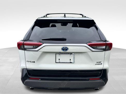 Used 2021 Toyota RAV4 XSE AWD/4WD image 4