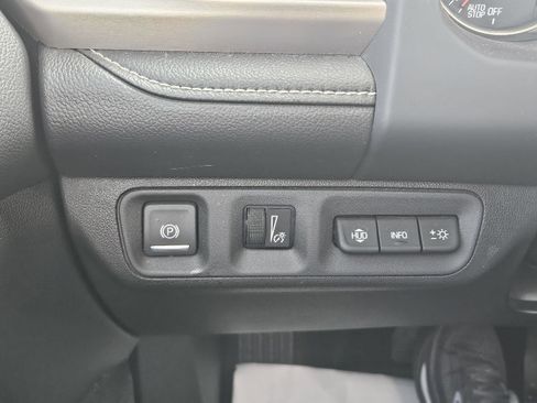 Used 2020 GMC Acadia Denali w/ Denali Ultimate Package image 8