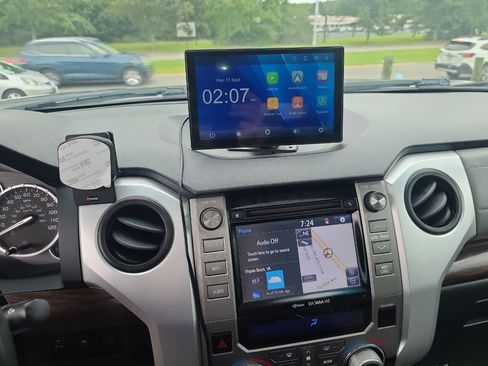 Used 2014 Toyota Tundra Limited image 16