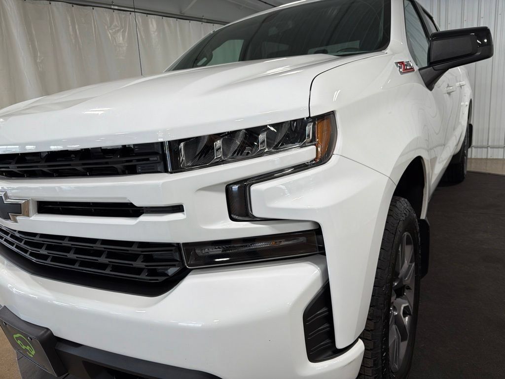 Certified 2022 Chevrolet Silverado 1500 RST AWD/4WD image 13