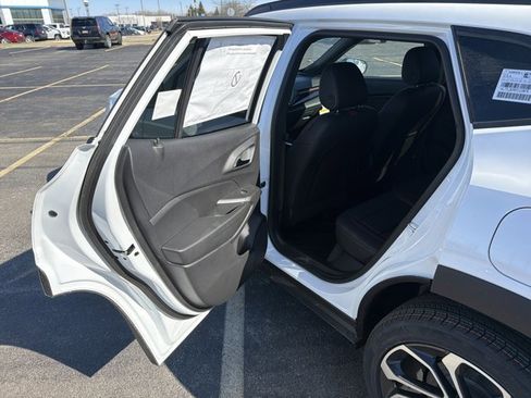 New 2026 Chevrolet Trax RS image 24