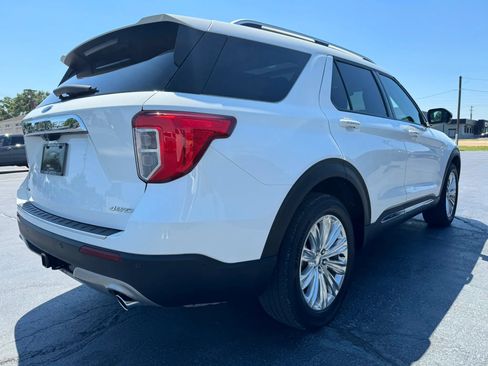 Used 2022 Ford Explorer Limited w/ Limited Technology Package AWD/4WD image 3