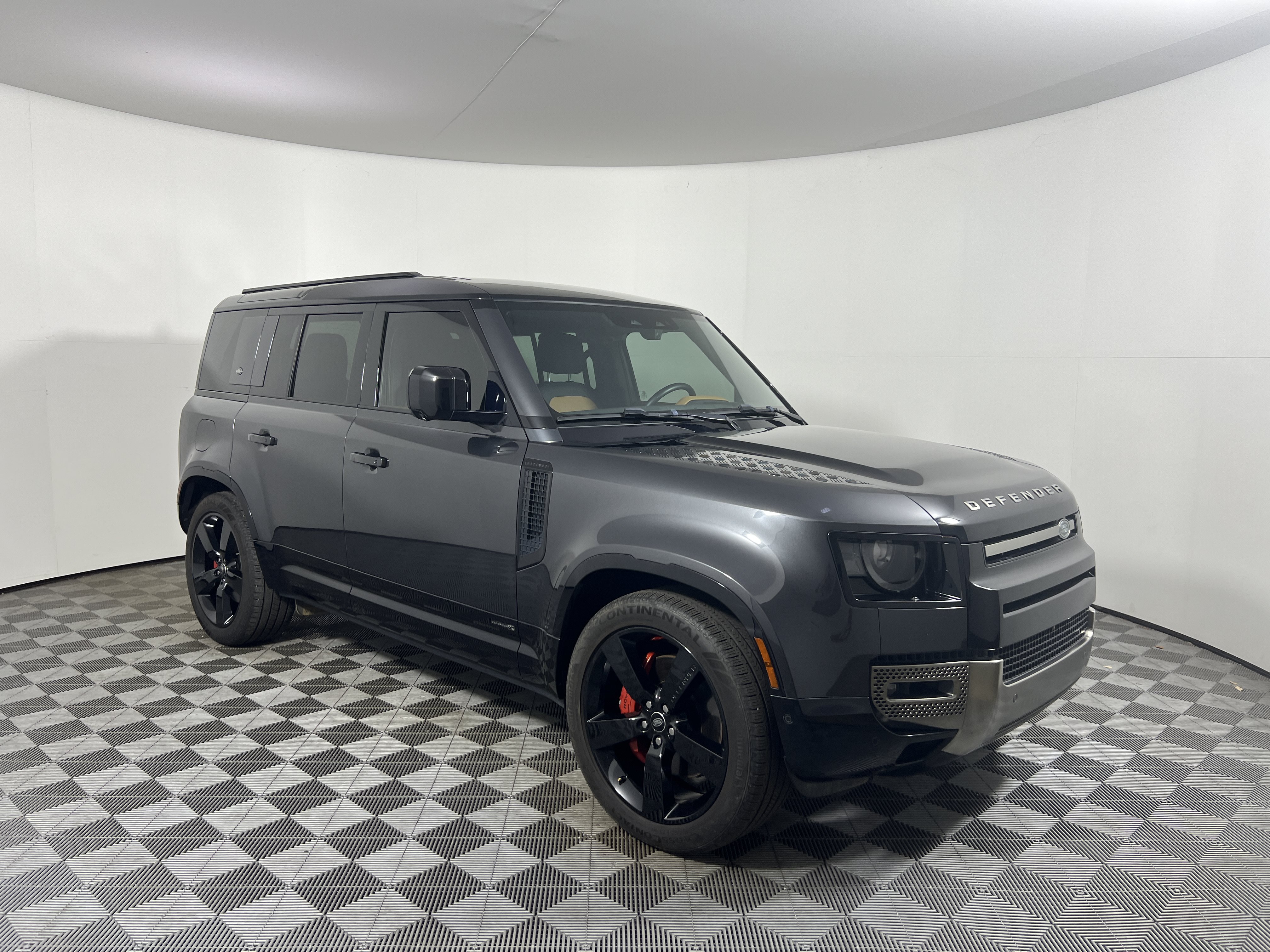 Used 2023 Land Rover Defender 110 X AWD/4WD image 7