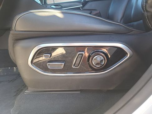 Certified 2023 Jeep Grand Cherokee L Overland w/ Advanced Protech Group III AWD/4WD image 30