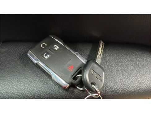 Used 2021 GMC Canyon AT4 w/ Driver Alert Package image 18