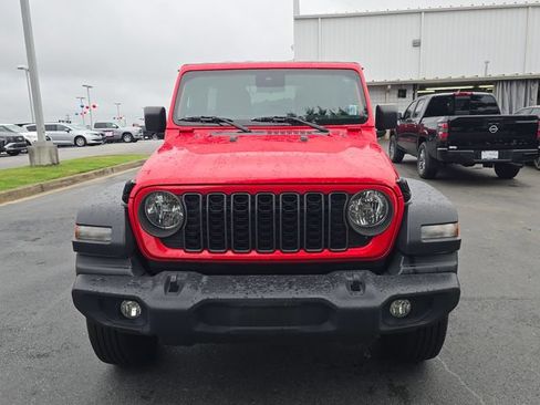 Used 2024 Jeep Wrangler Unlimited Sport AWD/4WD image 8