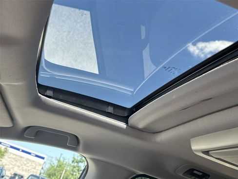 Used 2024 Honda Odyssey Touring image 13