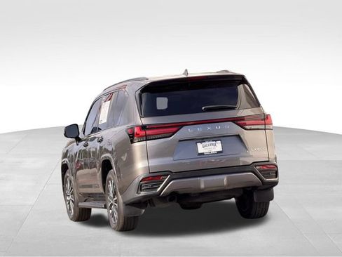 Used 2023 Lexus LX 600 4WD w/ Appearance Package image 6