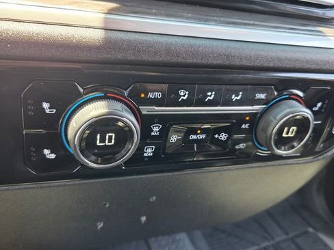 Used 2025 Chevrolet Silverado 2500 LTZ AWD/4WD image 26