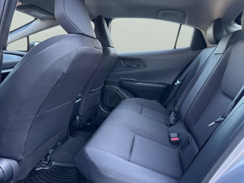 Certified 2025 Toyota Prius LE image 6