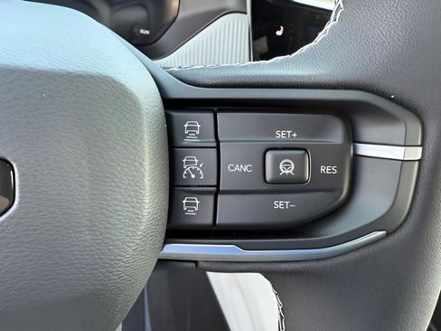 New 2026 Jeep Cherokee Laredo AWD/4WD image 19