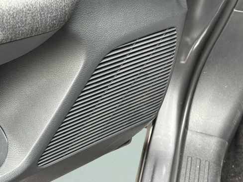 Used 2026 Nissan Kicks SV w/ SV Premium Package FWD image 30