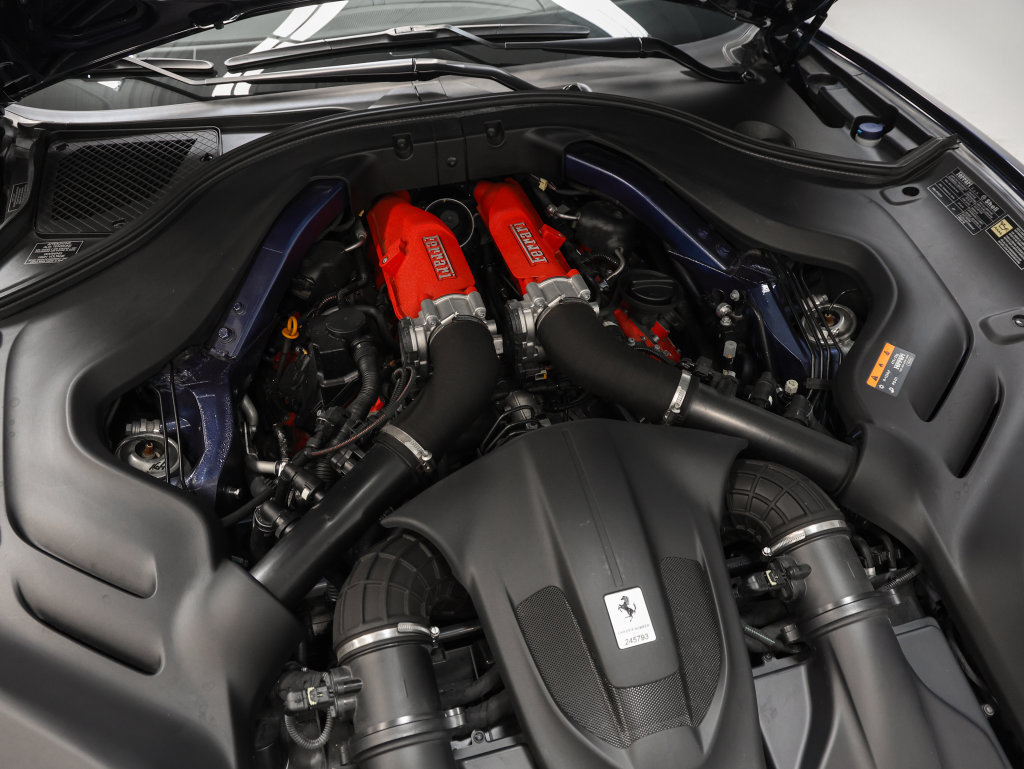 Certified 2019 Ferrari Portofino RWD image 16