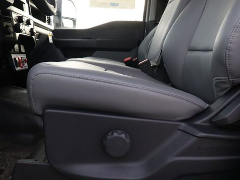 New 2026 Ford F550 4x4 Regular Cab Super Duty image 33