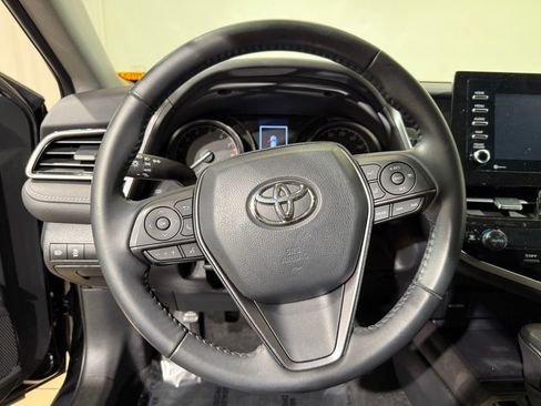 Certified 2023 Toyota Camry SE FWD image 20