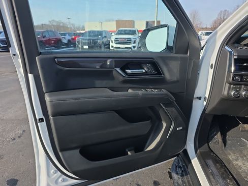 New 2026 GMC Yukon Elevation image 21