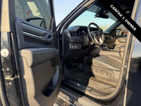 Used 2023 GMC Yukon XL Denali w/ LPO, Floor Liner Package image 13