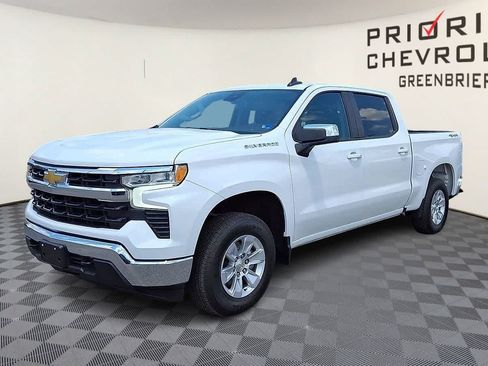 Used 2025 Chevrolet Silverado 1500 LT AWD/4WD image 4