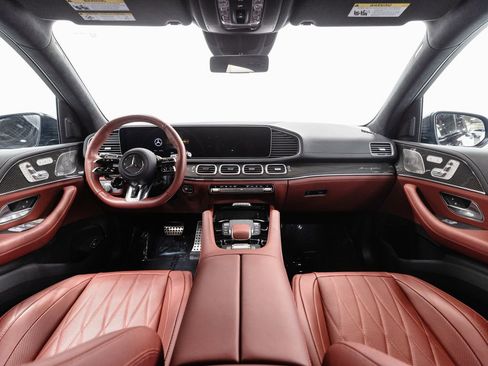 Used 2025 Mercedes-Benz GLE 63 AMG S image 27