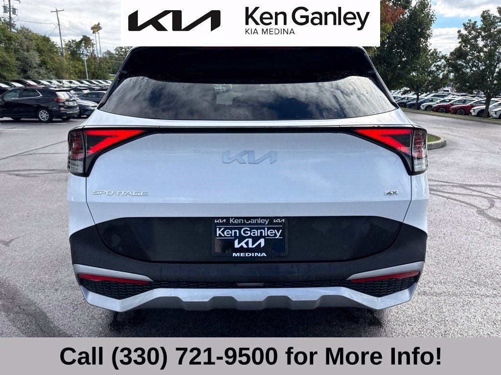 Certified 2024 Kia Sportage EX AWD/4WD image 8