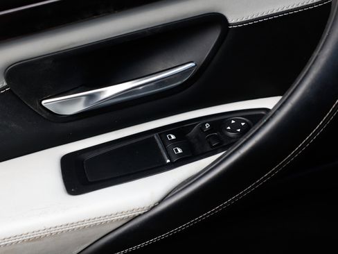 Used 2020 BMW M4 Coupe w/ Competition Package image 55